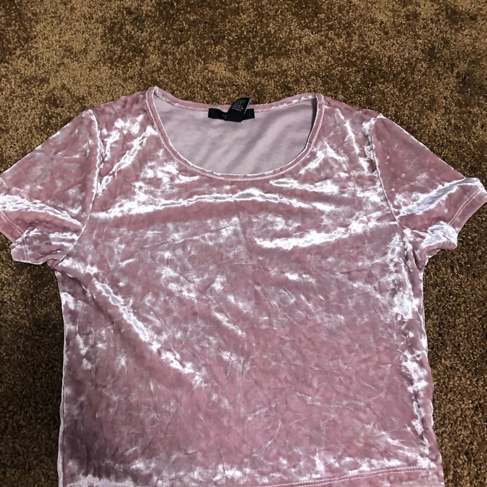 Forever 21 pink velvet crop tee